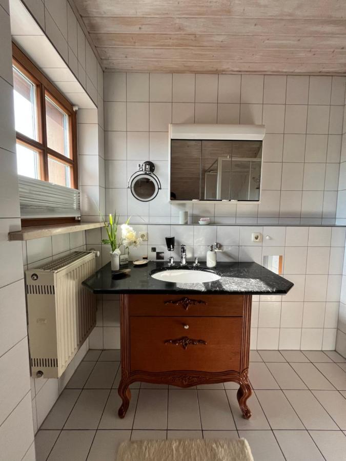 Zimmer Zum Wohlfuehlen Eching  Exterior photo