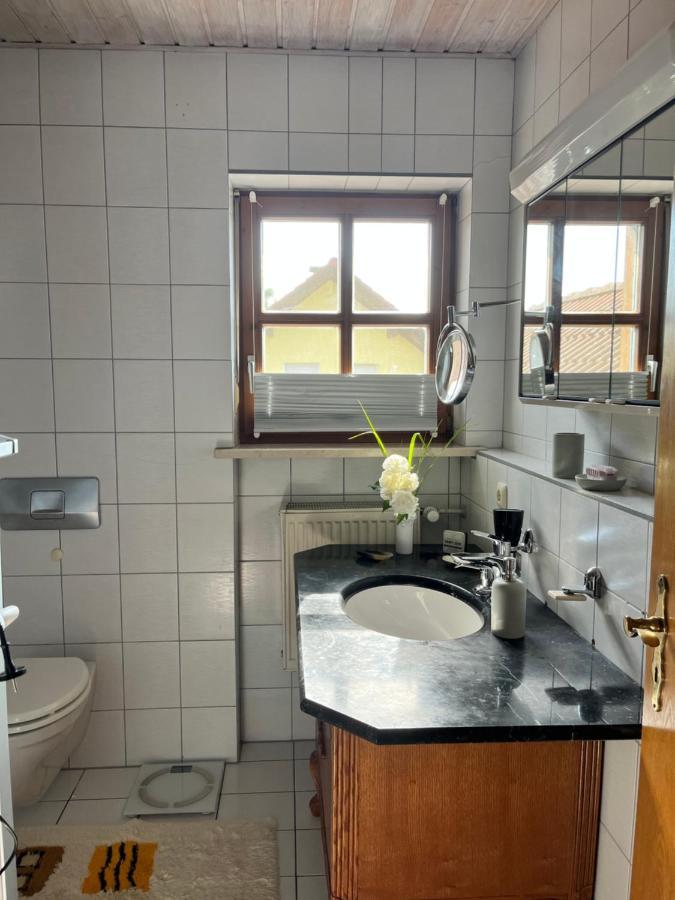 Zimmer Zum Wohlfuehlen Eching  Exterior photo