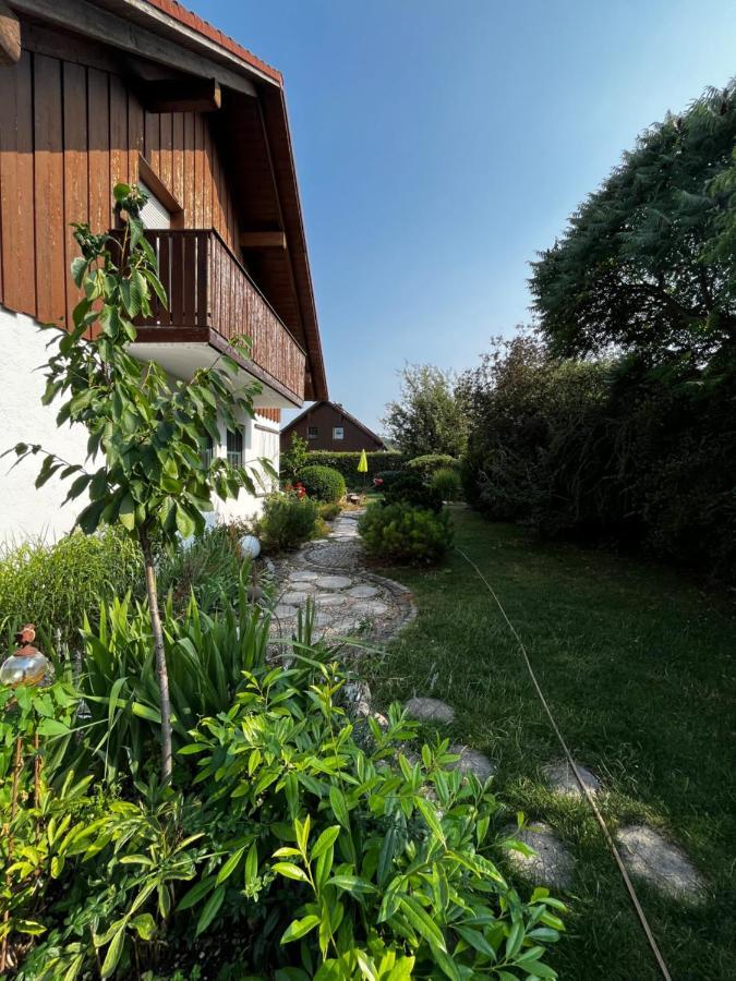 Zimmer Zum Wohlfuehlen Eching  Exterior photo